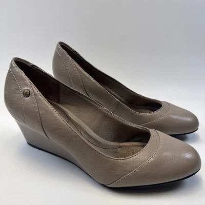 Zapatos cómodos LifeStride Dreams para mujer con cuña Stone nude talla 9M Foto 1 de 4
