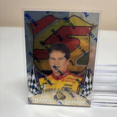 1999 Press Pass Premium Badge of Honor Reflectors /1350 Terry Labonte #BH4 HOF - Image 1 of 2