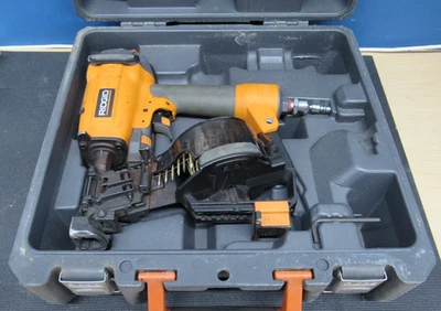 Ridgid 线圈钉枪 R175RND 气动屋顶钉枪 带盒 — 第 1/4 张图片