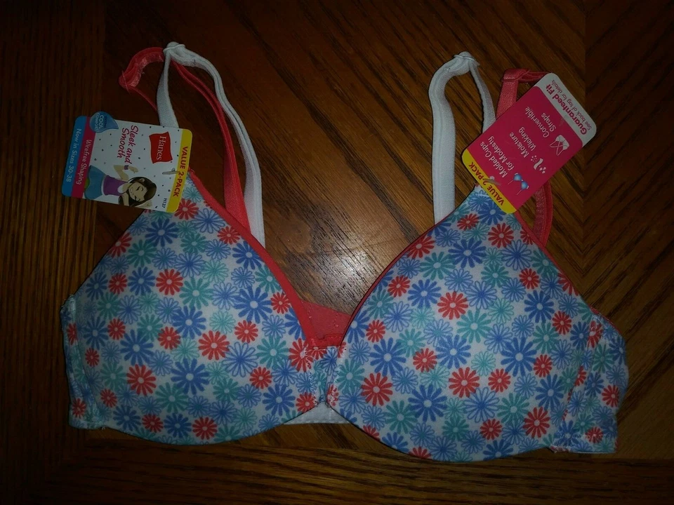 Hanes Girls 2pk Molded Bra Wire- 30s Daisy Print Coral Sleek Smooth Bras