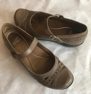 Dansko Slip On MJ Mary Jane Taupe Leather Shoe Hook & Loop Strap 39 8.5 - 9 M - Picture 1 of 5