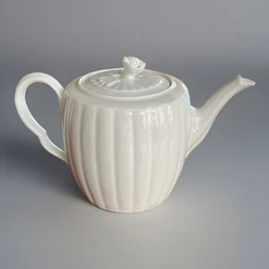 Antique Early Worcester Blanc De Chine Teapot, C 1760 - Picture 1 of 18