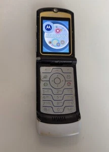 Motorola RAZR V3i Gold Geprüft Volle Funktion, Händler Garantie Zustand Schlecht - Bild 1 von 3