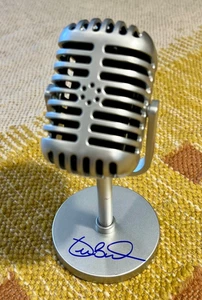 Joe Buck Signed Autograph Microphone Stand Mic Announcer USA NFL Fox MLB - Picture 1 of 1