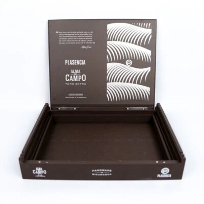 Caja de cigarros de madera Plasencia Travesia Alma Del Campo 10" x 8" x 1,75" Foto 1 de 4