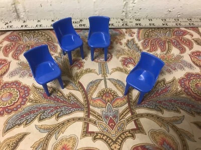 SILLAS COMEDOR COCINA AZUL MINIATURA MUEBLES CASA MUÑECAS MARX VINTAGE  Foto 1 de 4