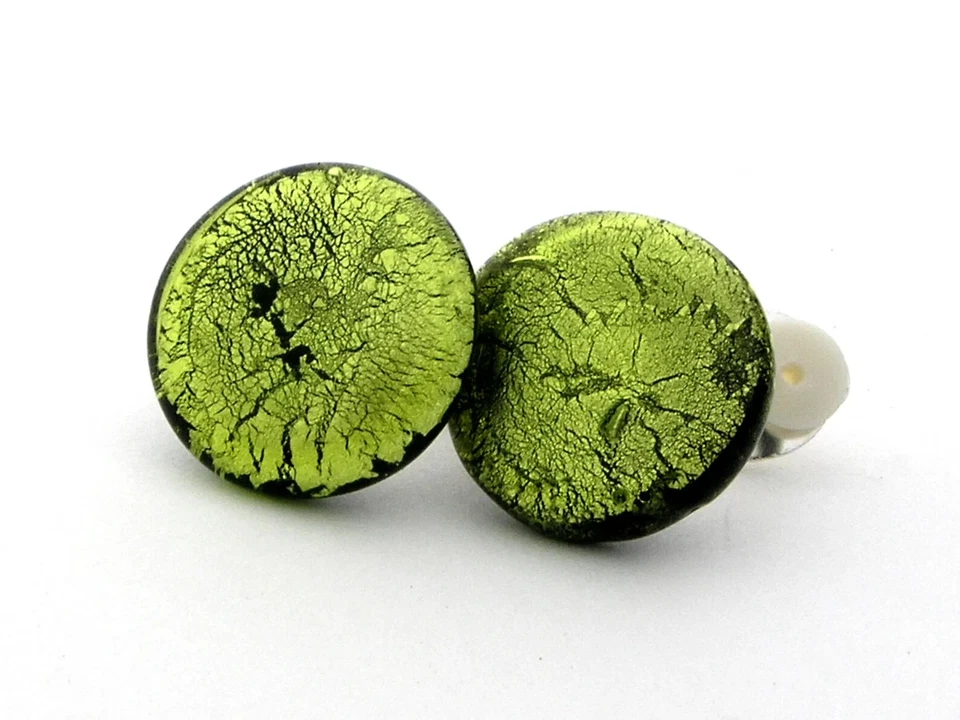 Runde Ohrclips Muranoglas, ca 2cm Durchm peridot grün Tragepolster handgefertigt - Bild 1 von 4