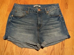 Women's Size 8 Refuge Short Shorts Denim Stretch Light Wash Blue - Picture 1 of 3
