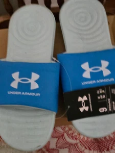 Women's Under Armour blue & white fixed strap slide sandal size 9 NWOT - Picture 1 of 2