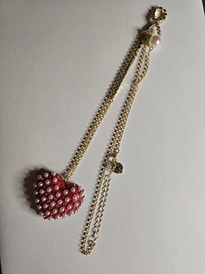 Nuevo Collar Betsey Johnson XOXO Corazón Rojo Perlado Largo Cristal Tono Dorado Foto 1 de 4