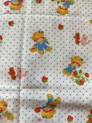 TELA NATILLAS VINTAGE FRESA SHORTCAKE HUCKLEBERRY PIE PUPCAKE NUEVA 4 YARDAS Foto 1 de 4