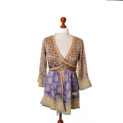 Women's ODD MOLLY Multicolor 100% Silk 3/4 Sleeve Wrap Top Tunic Size 1 13062 - Image 1 of 4
