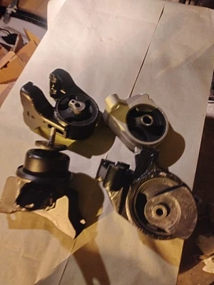 4x Montaje de motor y transmisión para Entourage Kia Sedona EX, LX 3.5 3.8L V6 Foto 1 de 4