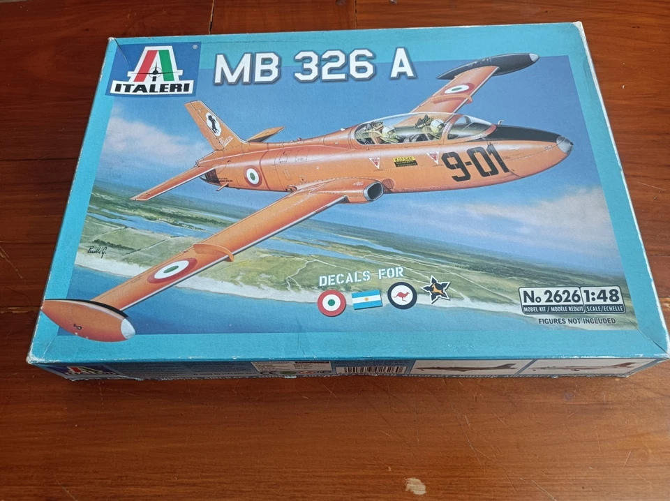 Italeri Aermacchi mb 326 1/48  Italia Argentina Australian - Immagine 1 di 1