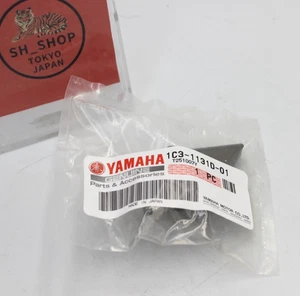 Conjunto de válvulas originales Yamaha 1C3-1131D-01-00 apto para 2005-2015 YZ125 - Imagen 1 de 6