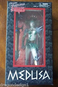 ESTATUA FATAL DE MUJER. MEDUSA. 9 pulgadas. NUEVO EN CAJA. - Imagen 1 de 4