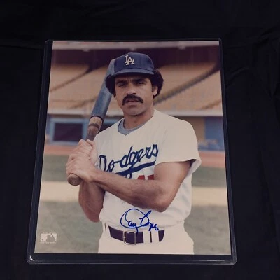 Foto brillante firmada por Davey Lopes 8x10 autografiada por los Dodgers de Los Ángeles Foto 1 de 2