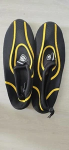 shoes - Picture 1 of 5