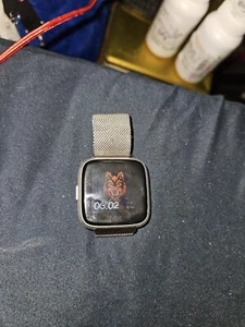 Fitbit Versa 2 Activity Tracker Watch with 2 chargers and stainless steel band - Picture 1 of 4