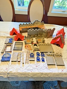 Playmobil #3268 Ritterreich Mittelalterliche Burg unvollständig - Ersatzteile - Bild 1 von 13