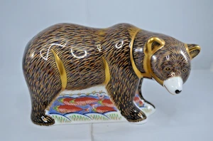 ROYAL CROWN DERBY GRIZZLY BEAR PAPERWEIGHT - Picture 1 of 10