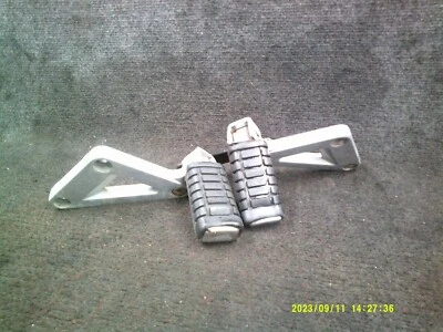 1984 84 Honda Shadow 700 VT700C passenger back rear foot pegs rest - Изображение 1 из 4