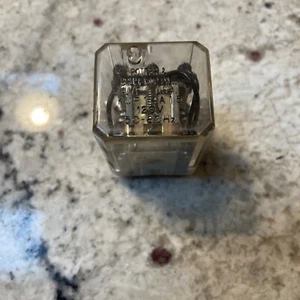 POTTER & BRUMFIELD KUP14A15 ~ RELÈ 3PDT ~ BOBINA 120V - Foto 1 di 3