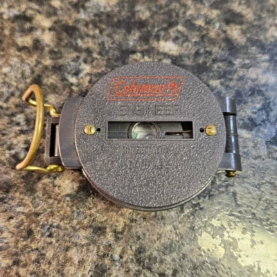 Brújula direccional Coleman Engineer (PB) Foto 1 de 4