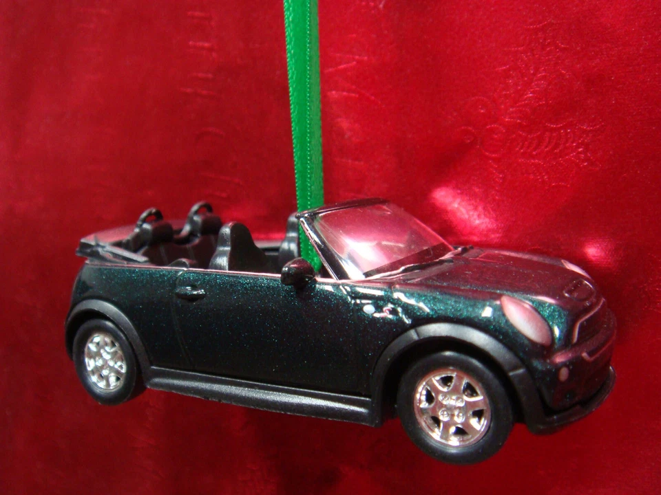 NEW * MINI COOPER MODEL S BRITISH EUROPEAN CONVERTIBLE GREEN CHRISTMAS ORNAMENT - Image 1 of 1