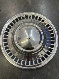 1961 FORD HUBCAPS STARLINER GALAXIE FAIRLANE set of 1 - Picture 1 of 6