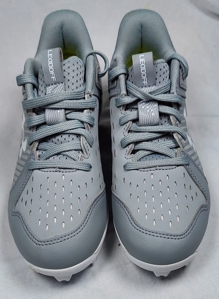 Under Armour Leadoff Boy's Low RM Baseball Molded Cleats Size 2Y. New. (Y) - Image 1 of 4