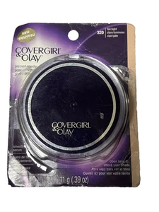 Covergirl + Olay Pressed Powder # 320 Fair/Light - Picture 1 of 3