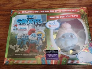 The Smurfs 3-Disc Holiday Blu-Ray & DVD Gift Set with Limited Edition Toy NEW - Picture 1 of 5