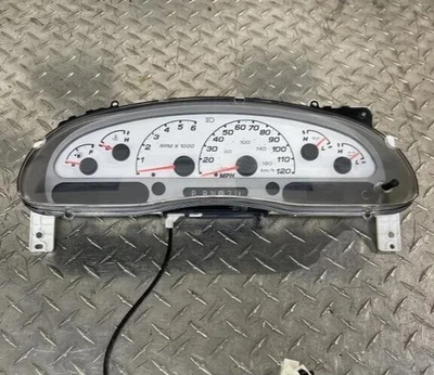 2004-2005 年福特探险者 Sport Trac 速度表集群 MPH ID 4L2T-10849-AD Oem — 第 1/4 张图片