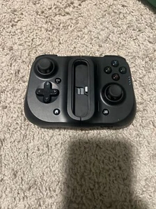 Controlador de teléfono inteligente Razer Kishi para iPhone - negro - Imagen 1 de 3