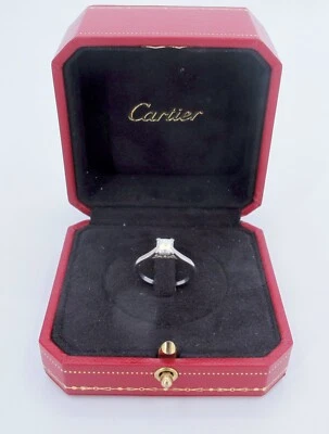 CARTIER Plat. Anillo de compromiso de diamantes VV1-F de 0,72 quilates con certificación GIA talla 5,5 Foto 1 de 4