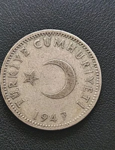 1947 TURKEY - 1 LIRA - SILVER - Picture 1 of 2