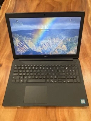 Dell Latitude 3500 15.6" i5-8365 8GB RAM 256GB M.2 SDD Win 11 Pro Screen Issue - Image 1 of 4