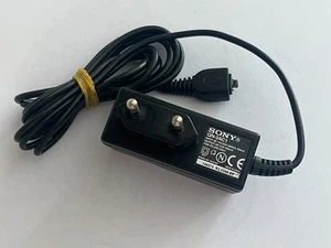 Sony QN-3AC1 Charger For Sony CMD-J70 Mobile Phone - Picture 1 of 4