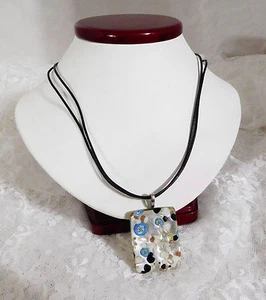 Eingebetteter Anhänger schwarze Kordel Halskette OOAK 17" +3" Verlängerung einzigartig  - Bild 1 von 3