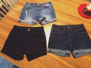 Sz 3 Juniors - THREE Pair - S0 Brand Shorts - Favorite Midis - 26x3 - Picture 1 of 10
