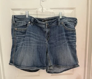 Silver Suki Flap Shorts Blue Jean Size 24 - Picture 1 of 8