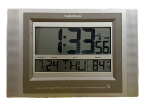 Radio Shack Atomic Wall Clock 63-1438 Radio Controlled Digital Thermometer Date - Picture 1 of 4