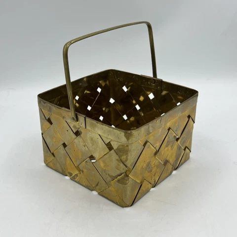 Brass Woven Square Basket with Collapsible Handle Andrea Sadek Made in India EUC Cover