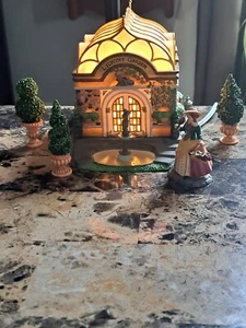 Departamento 56 Dickens Village Series Set de Regalo LILYCOTT JARDÍN CONSERVATORIO con CAJA - Imagen 1 de 19