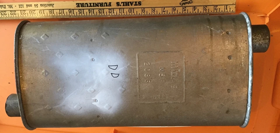 Studebaker, and other, muffler, Midas M5F, 2 1/4 x 2 inch tubes.    Item: 9044 - Изображение 1 из 1