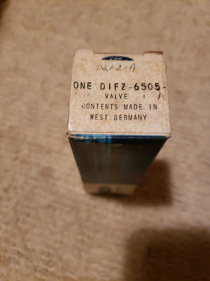 Válvula Ford D1FZ-6505-A NOS Foto 1 de 3