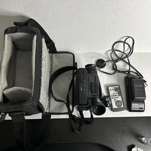 Panasonic Palmcorder Digital Auto Focus VHS Camera Untested Needs New Battery - Picture 1 of 9