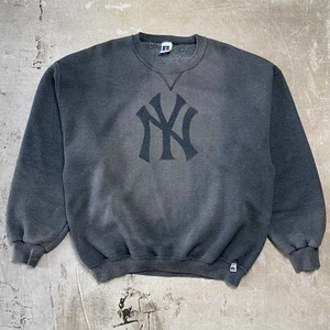 Vintage 90s New York Yankees Russell Athletic Sweatshirt Sun faded Crewneck - Picture 1 of 8