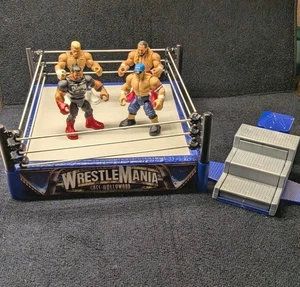 Juego de anillos WWE Mini Mayhem WrestleMania Goes Hollywood con 4 figuras y escaleras solamente - Imagen 1 de 8